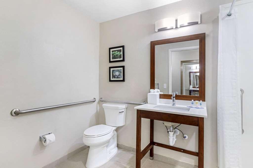 Comfort Inn & Suites Brunswick Quarto foto