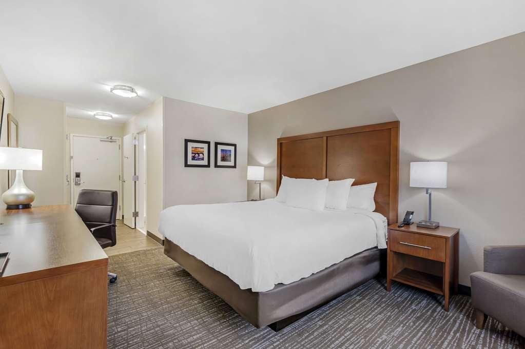 Comfort Inn & Suites Brunswick Quarto foto