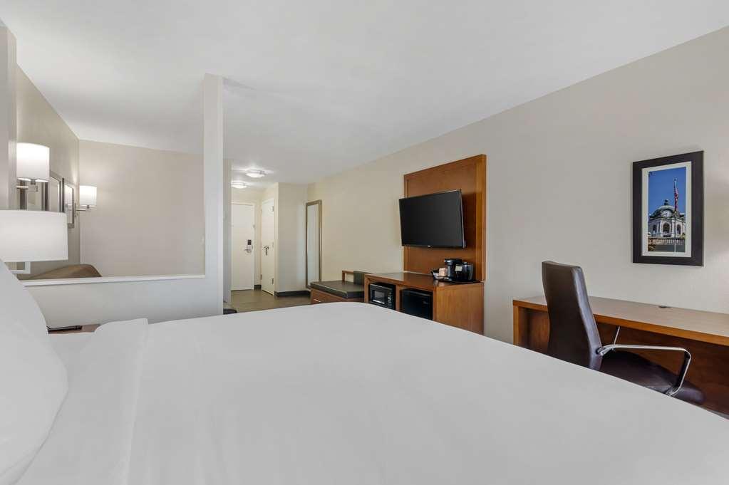 Comfort Inn & Suites Brunswick Quarto foto